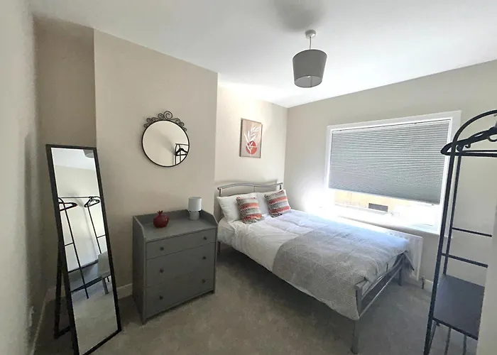 3 Bed Home, Stranmillis, Queens Quarter